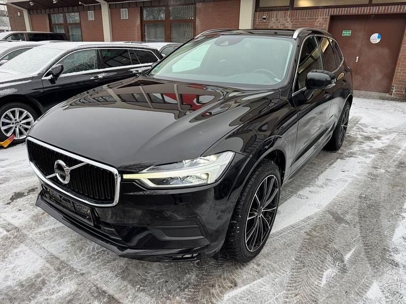 Schwarz Gebraucht 2018 Volvo XC60 Momentum SUV | 27.777 € (Fairer Preis) - Bild 1/4