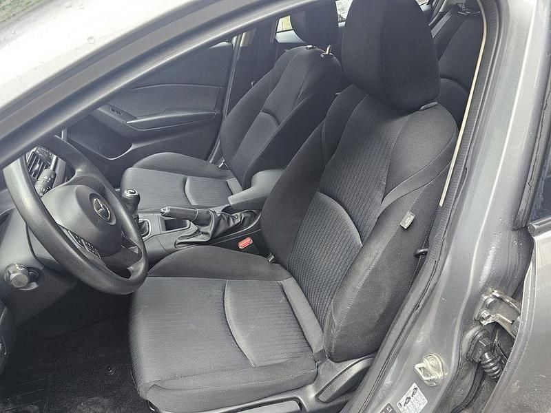 Gebraucht Mazda 3 Prime-Line 101 PS (74 kW) 2014 Silber Limousine