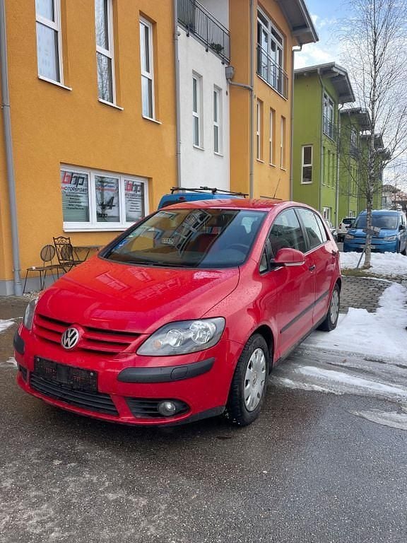 Rot Gebraucht 2005 VW Golf Plus Cross Van / Kleinbus | 2.200 € (Superpreis) - Bild 1/4