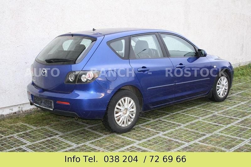Blau Gebraucht 2007 Mazda 3 Active Limousine | 1.150 € (Superpreis) - Bild 1/4