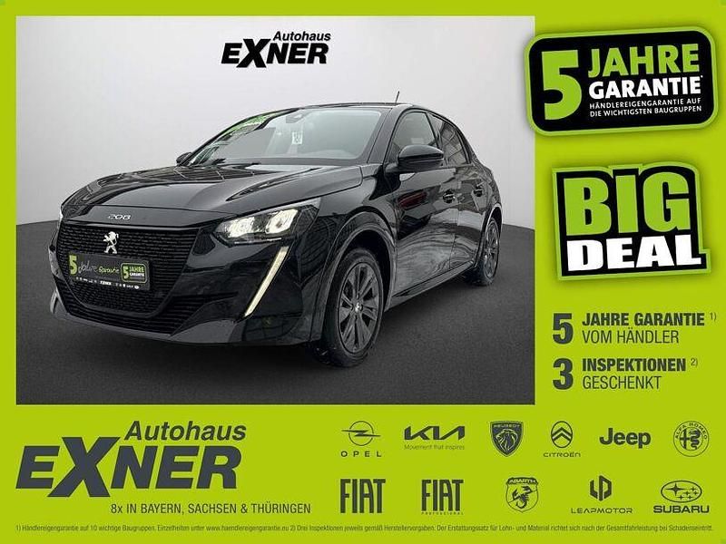 Gebraucht Peugeot e-208 Allure 100 kW (136 PS) 2023 Schwarz Kleinwagen