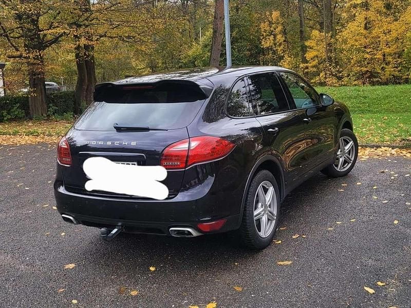 Gebraucht Porsche Cayenne 245 PS (180 kW) 2011 Schwarz SUV