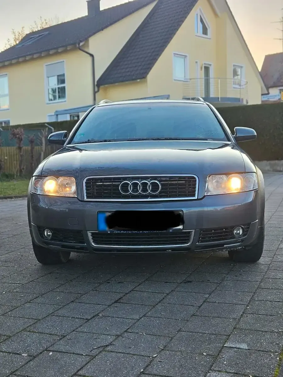 Używany Audi A4 101 KM (74 kW) 2004 Szary Kombi