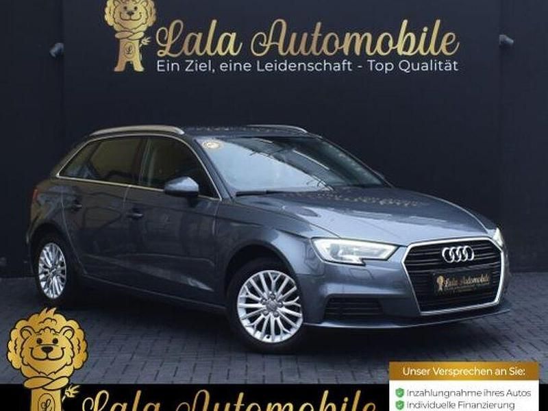 Gebraucht Audi A3 Comfort 150 PS (110 kW) 2018 Grau Limousine