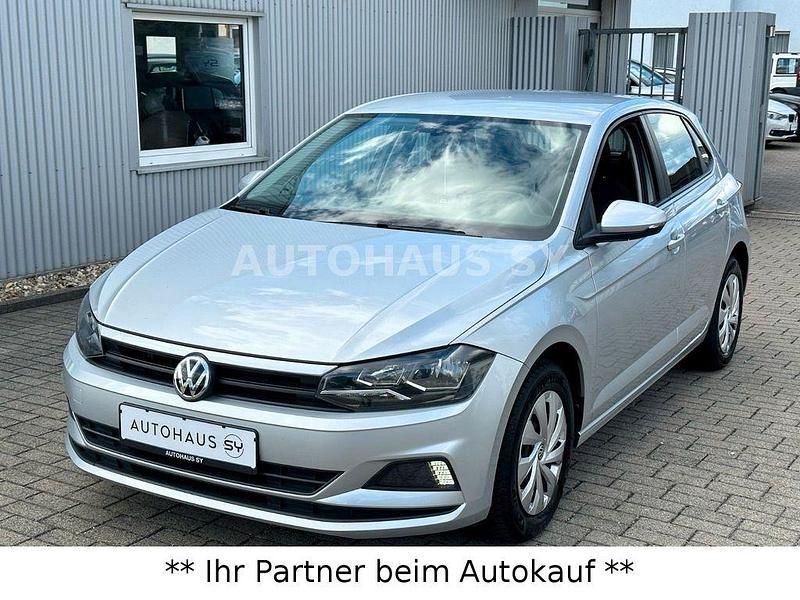 Gebraucht VW Polo 80 PS (58 kW) 2019 Silber Kleinwagen