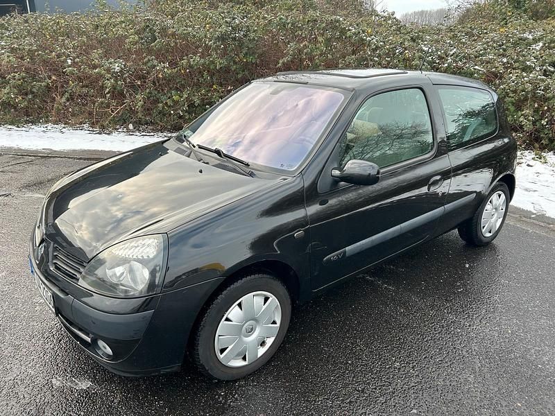 Schwarz Gebraucht 2006 Renault Clio II Kleinwagen | 1.350 € - Bild 1/4