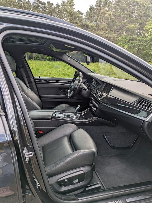 Gebraucht BMW 520 190 PS (139 kW) 2017 Schwarz Kombi