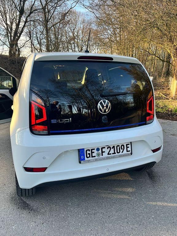 Gebraucht VW e-up! Edition 61 kW (83 PS) 2023 Weiß Kleinwagen