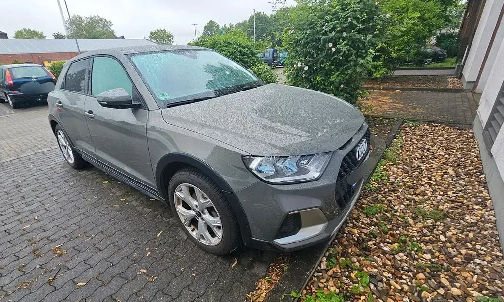 Second-hand Audi A1 150 CP (110 kW) 2023 Gri SUV