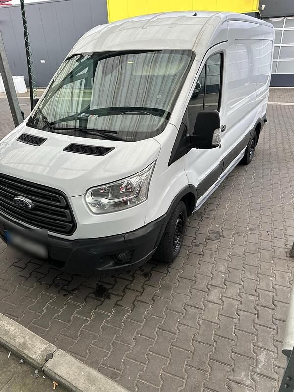Gebraucht Ford Transit 131 PS (96 kW) 2019 Weiß Van / Kleinbus
