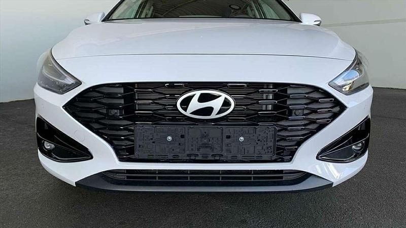 Neu Hyundai i30 101 PS (74 kW) 2025 Othercolor Kleinwagen