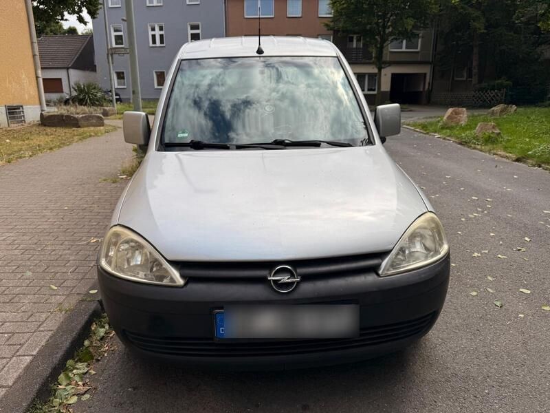 Silber Gebraucht 2005 Opel Combo Van / Kleinbus | 1.000 € (Superpreis) - Bild 1/4