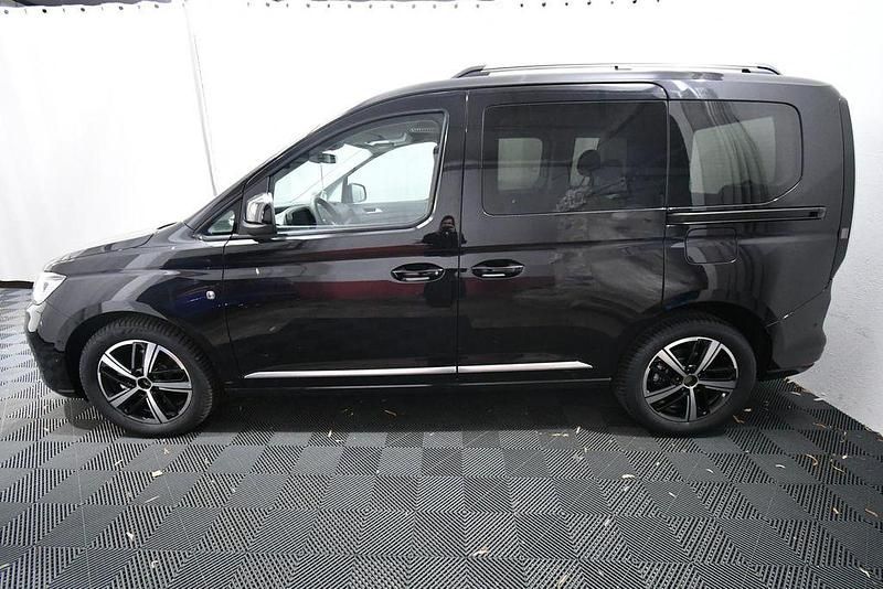 Neu VW Caddy Style 122 PS (89 kW) 2025 Schwarz Van / Kleinbus