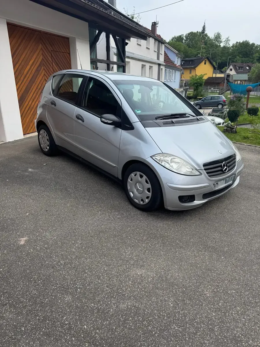 Gebraucht Mercedes A160 74 PS (54 kW) 2004 Silber Kleinwagen