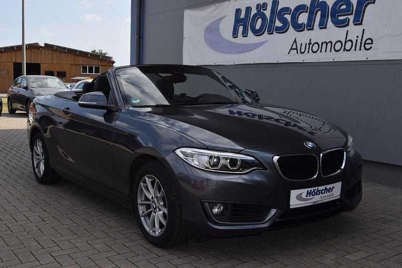 Grau Gebraucht 2016 BMW 218 Performance Cabrio | 18.750 € (Guter Preis) - Bild 1/4