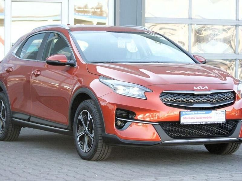 Gebraucht Kia XCeed Vision 141 PS (103 kW) 2022 Orange SUV