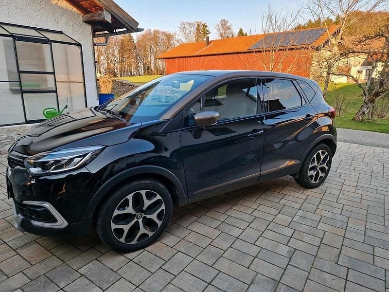 Gebraucht Renault Captur 120 PS (88 kW) 2017 Schwarz SUV