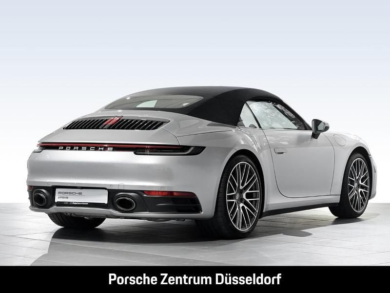 Gebraucht Porsche 911 Carrera Cabriolet 385 PS (283 kW) 2022 (unbekannt) Cabrio