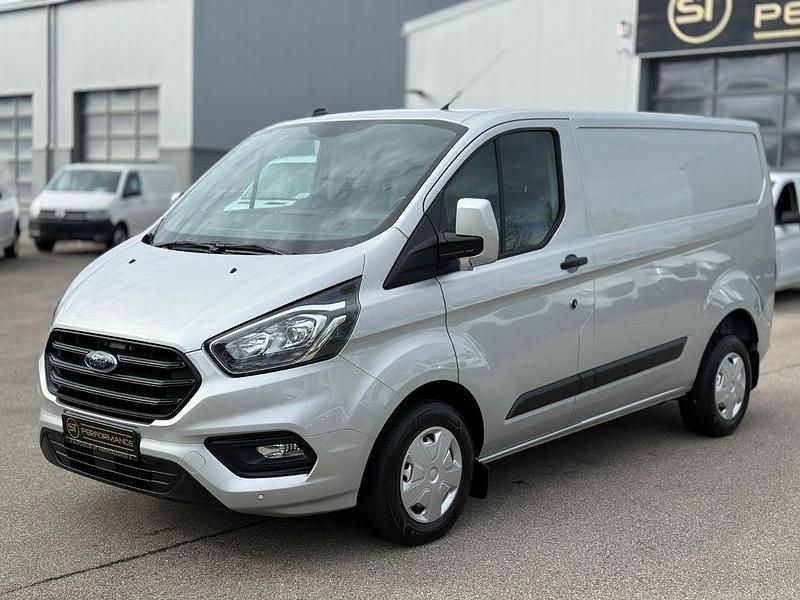 Second-hand Ford Transit Custom 105 CP (77 kW) 2022 Argintiu Monovolum