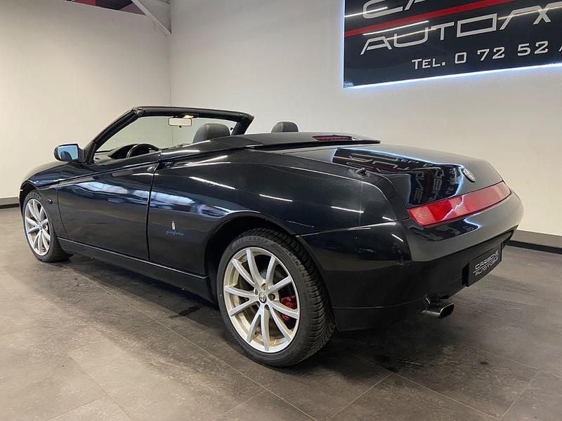 Gebraucht Alfa Romeo Spider 165 PS (121 kW) 2004 Schwarz Cabrio