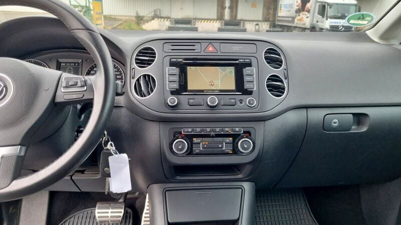 Gebraucht VW Golf Plus Style 105 PS (77 kW) 2012 Silber Van / Kleinbus