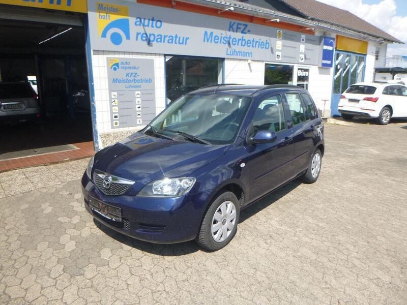 Blau Gebraucht 2004 Mazda 2 Active Kleinwagen | 1.395 € (Fairer Preis) - Bild 1/4