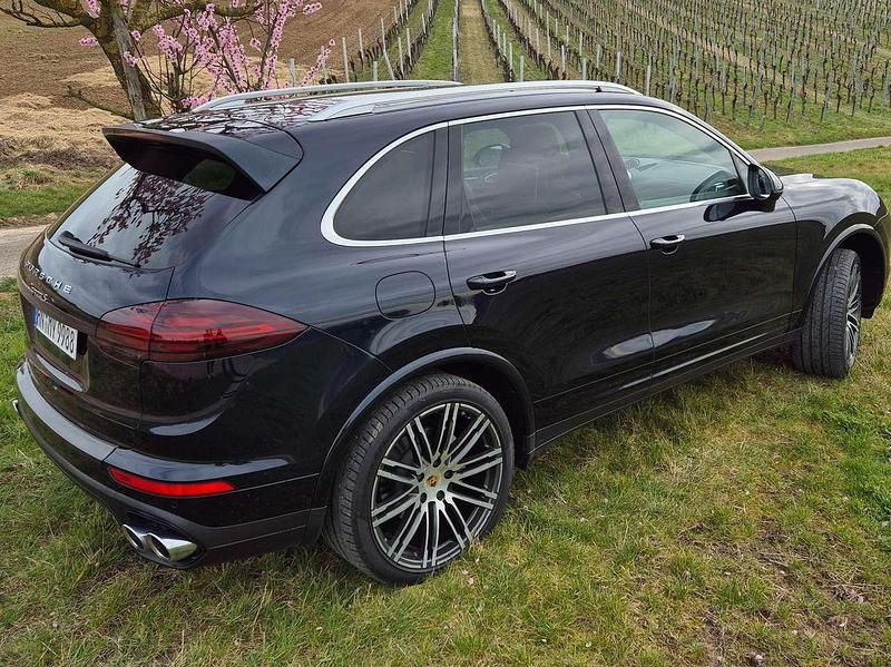 Gebraucht Porsche Cayenne Platinum Edition 385 PS (283 kW) 2017 Blau SUV