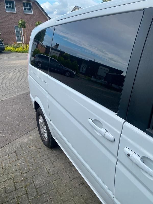 Weiß Gebraucht 2010 Mercedes Viano Van / Kleinbus | 10.000 € (Superpreis) - Bild 1/4