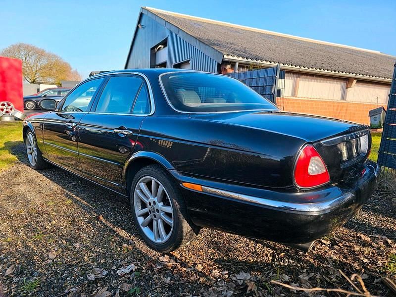 Gebraucht Jaguar XJ6 238 PS (175 kW) 2003 Schwarz Limousine