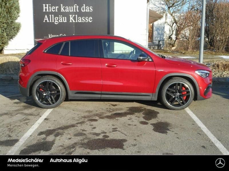 Gebraucht Mercedes GLA35 AMG AMG 306 PS (225 kW) 2022 Manufaktur lack manufaktur patagonienrot (metallic) SUV