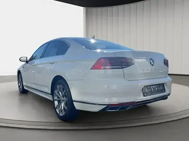 Occasion VW Passat R-line 190 ch (139 kW) 2020 Blanc Berline