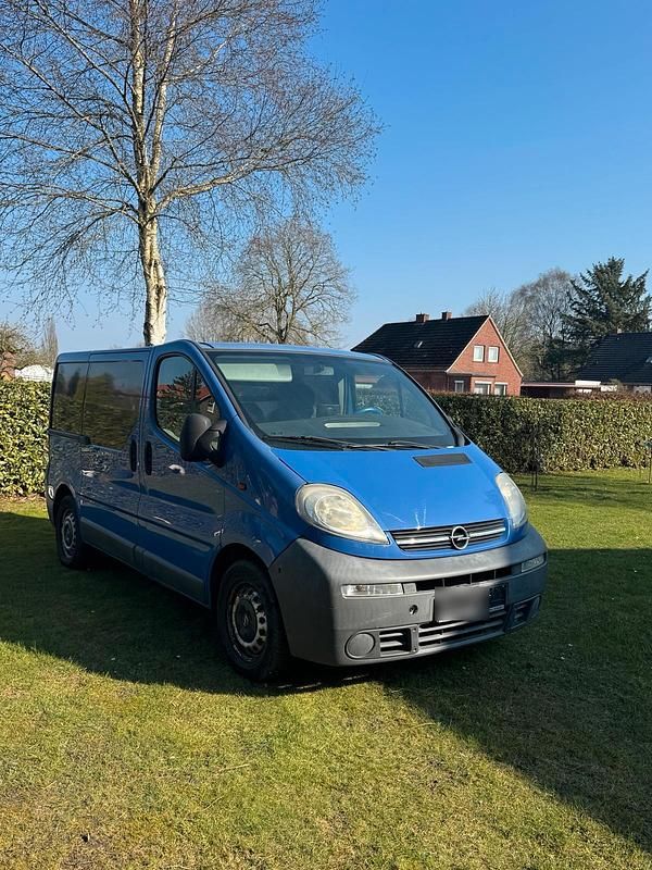 Gebraucht Opel Vivaro 135 PS (99 kW) 2006 Blau Van / Kleinbus