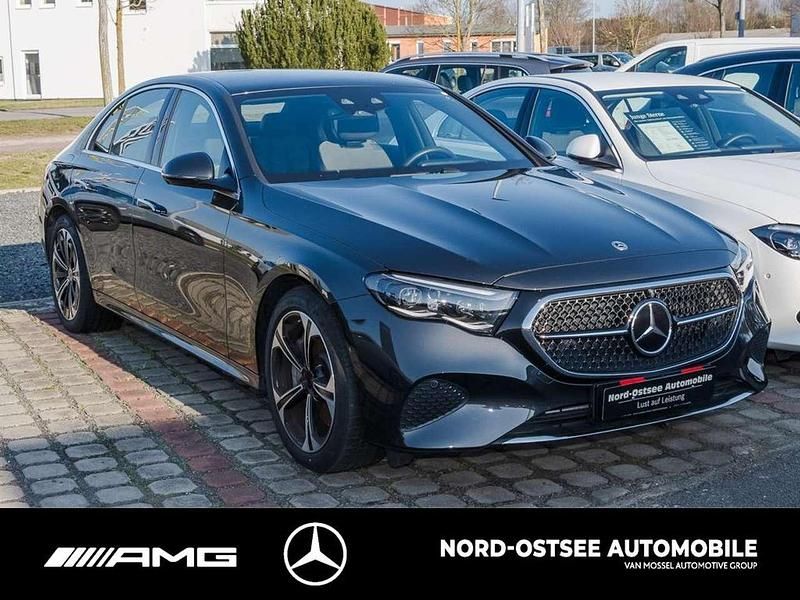 Gebraucht Mercedes E300 Avantgarde 313 PS (230 kW) 2024 Metalliclack graphitgrau Limousine