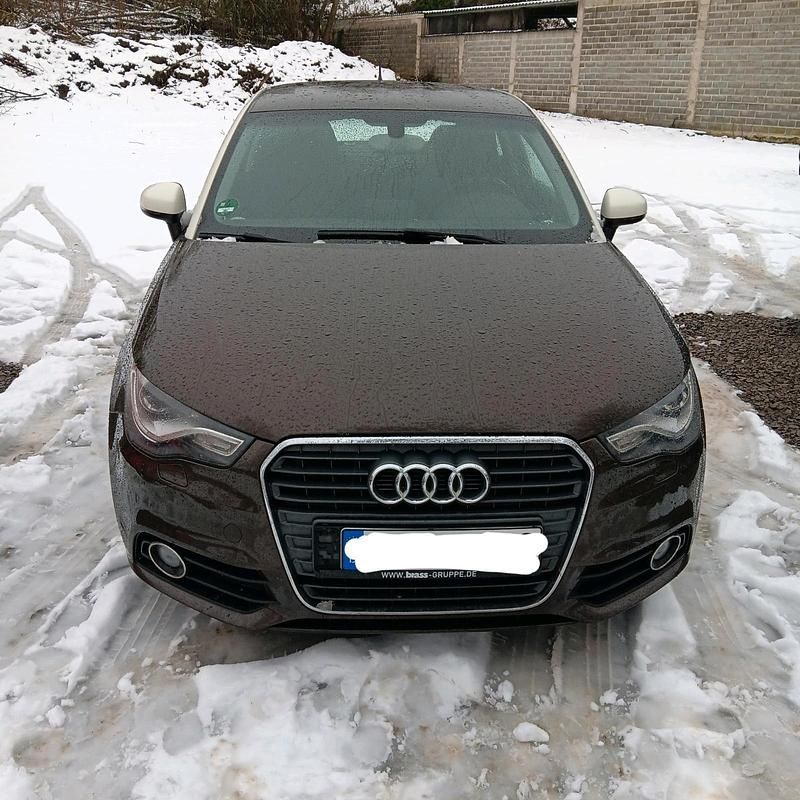 Gebraucht Audi A1 105 PS (77 kW) 2008 Braun Coupé