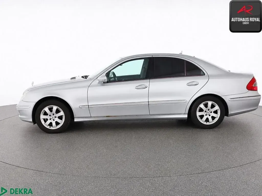 Gebraucht Mercedes E200 Elegance 184 PS (135 kW) 2006 Iridiumsilber Limousine