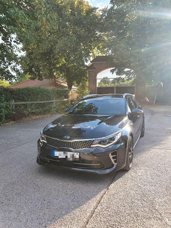 Blau Gebraucht 2016 Kia Optima GT-Line Kombi | 19.500 € (Teuer) - Bild 1/4