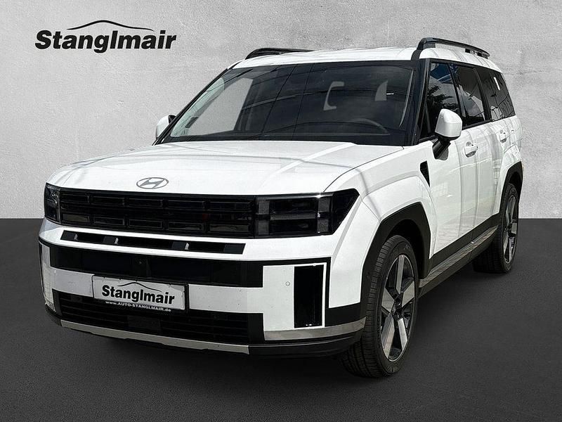 Weiß Gebraucht 2025 Hyundai Santa Fe Signature SUV | 54.990 € (Etwas zu teuer) - Bild 1/4