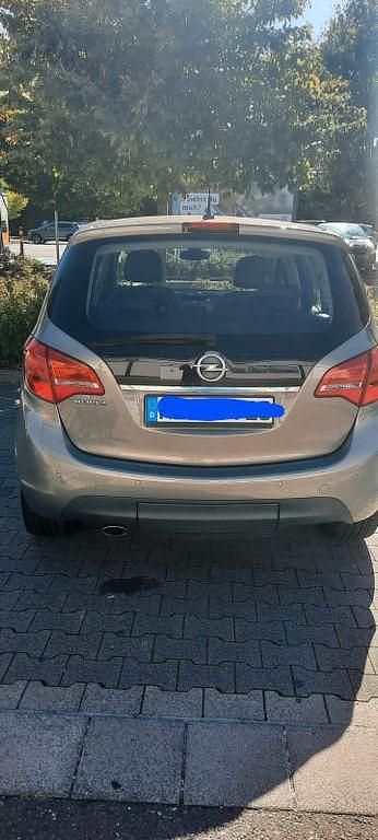 Gebraucht Opel Meriva Innovation 140 PS (102 kW) 2013 Braun Van / Kleinbus