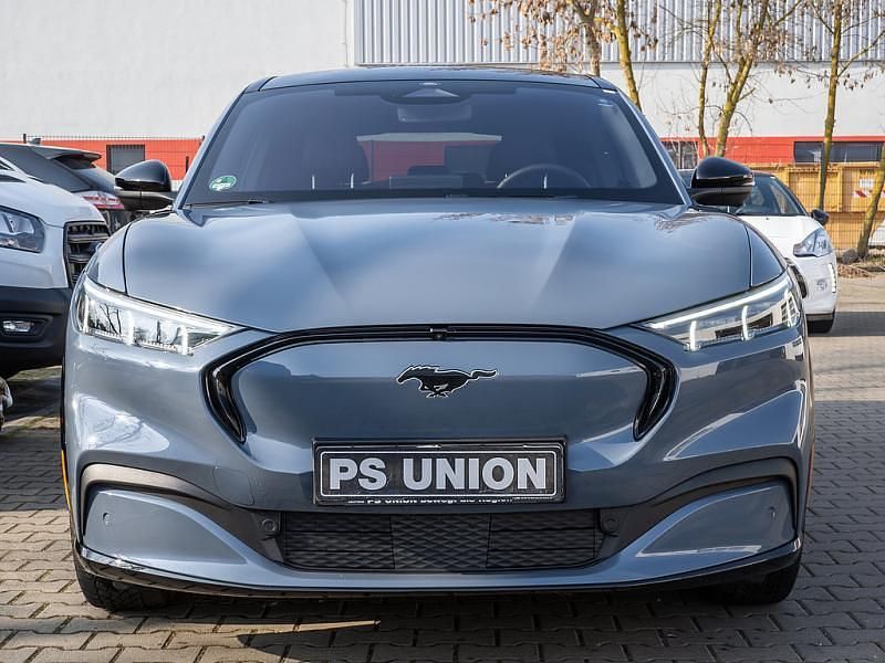 Gebraucht Ford Mustang Mach-E Premium 216 kW (294 PS) 2024 Violett / vapor blue/whisper blue SUV