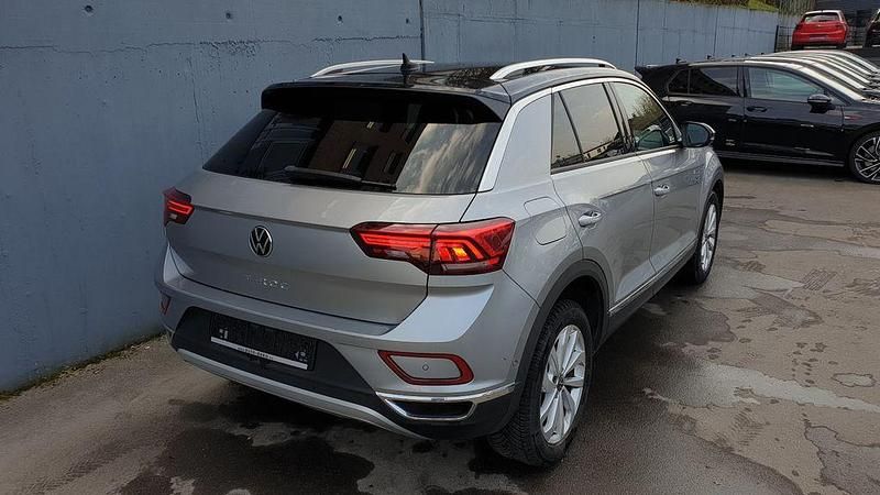 Gebraucht VW T-Roc Style 150 PS (110 kW) 2022 Silber SUV