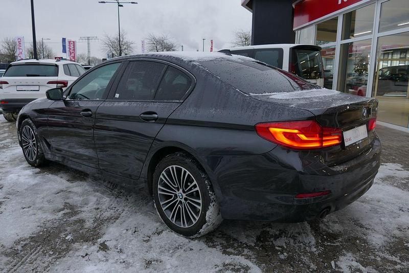 Gebraucht BMW 520 Sport Line 190 PS (139 kW) 2020 Schwarz Limousine