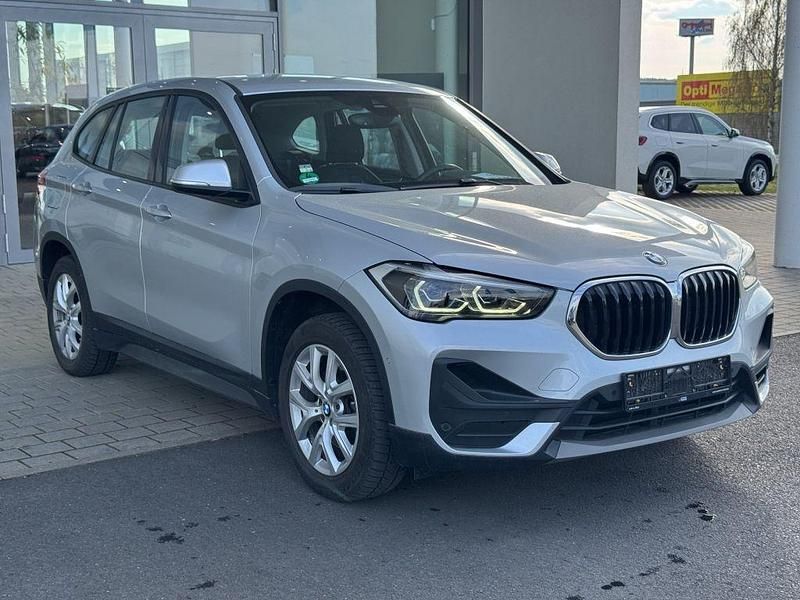 Gebraucht BMW X1 Advantage 140 PS (102 kW) 2020 Glaciersilber metallic SUV