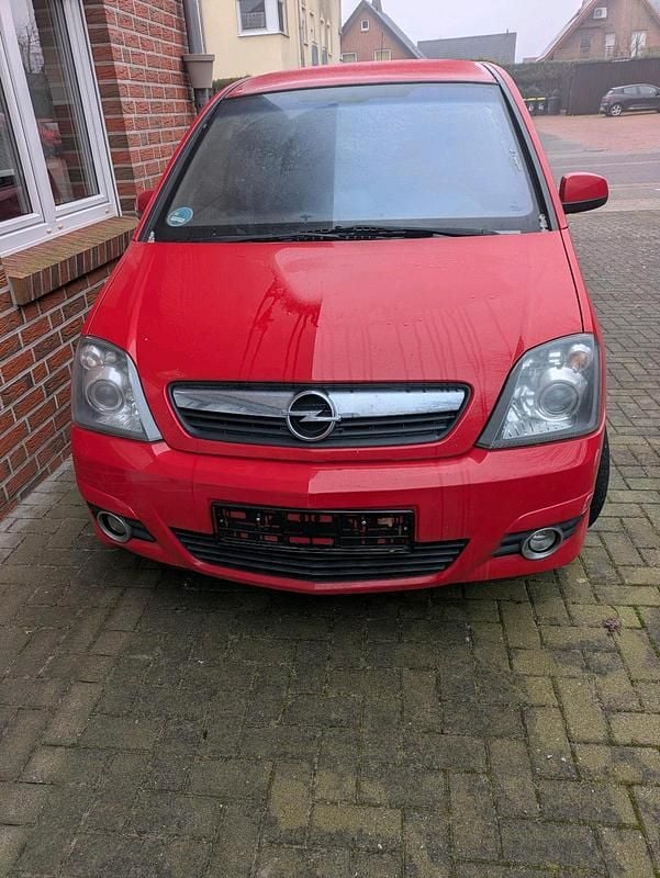 Rot Gebraucht 2010 Opel Meriva Van / Kleinbus | 1.850 € (Superpreis) - Bild 1/4