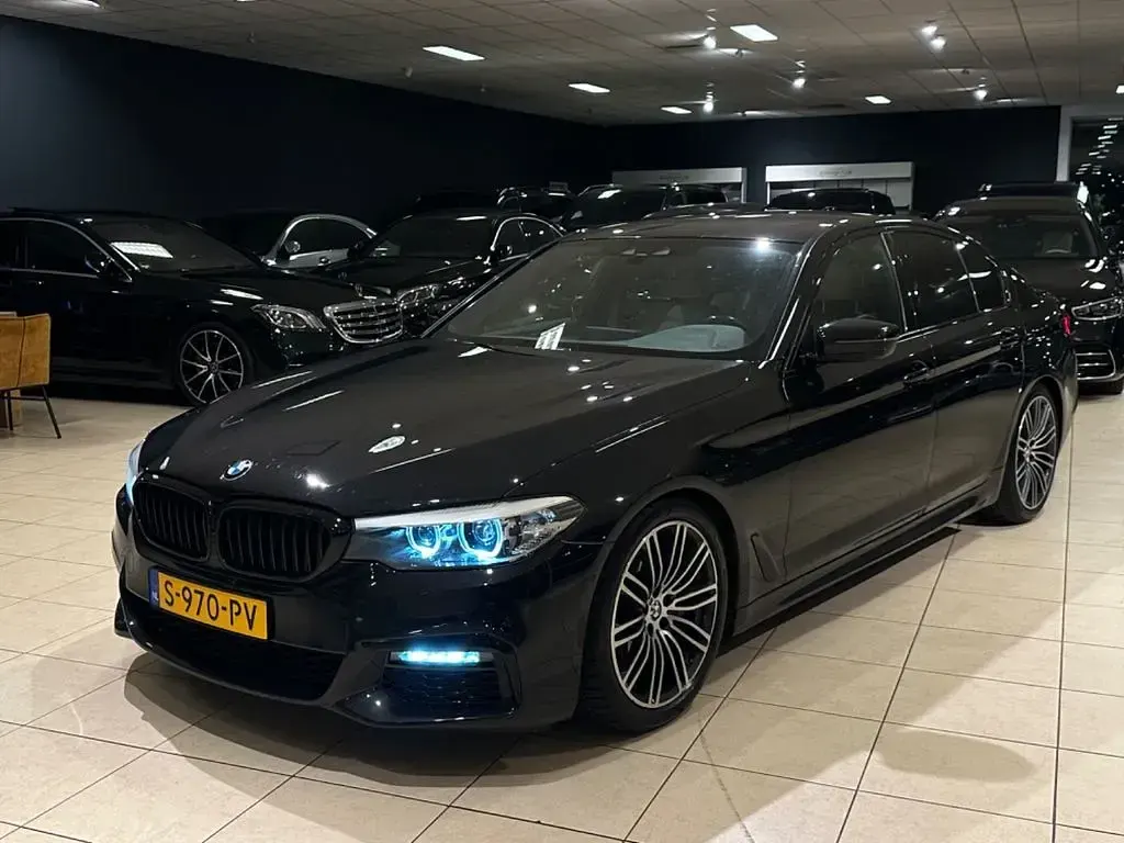 Gebraucht BMW 530 M Sport 265 PS (194 kW) 2018 Schwarz Limousine