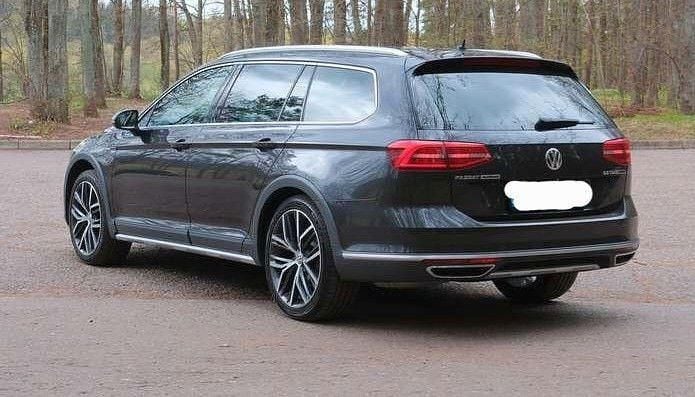 Second-hand VW Passat 150 CP (110 kW) 2017 Bej Berlinǎ