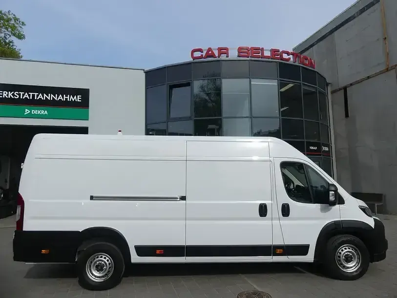 Gebraucht Fiat Ducato 179 PS (131 kW) 2025 Colore esterno (metallic) Van