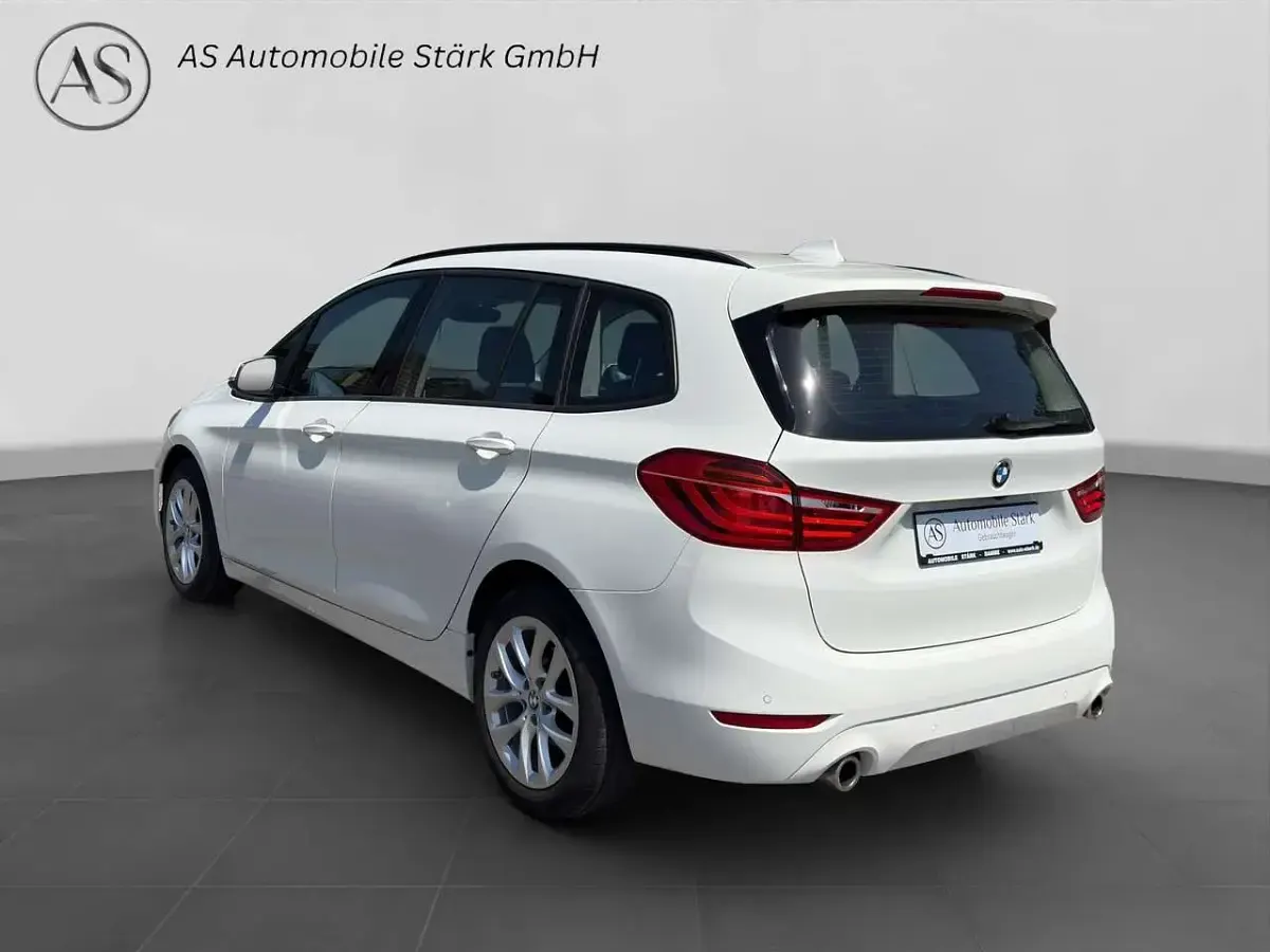 Gebraucht BMW 218 150 PS (110 kW) 2022 Alpinweiss iii Van / Kleinbus