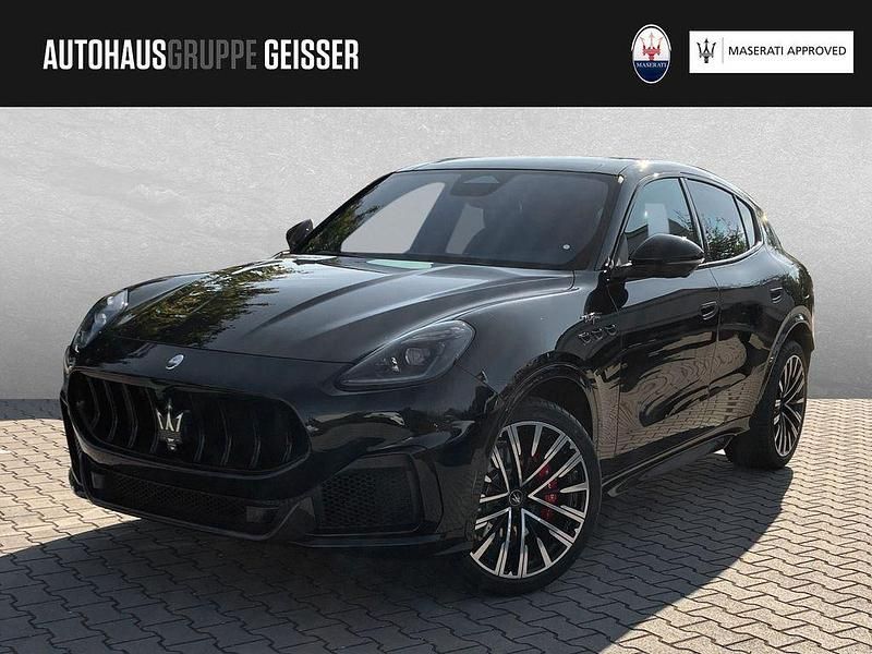 Schwarz Neu 2025 Maserati Grecale SUV | 129.799 € - Bild 1/4