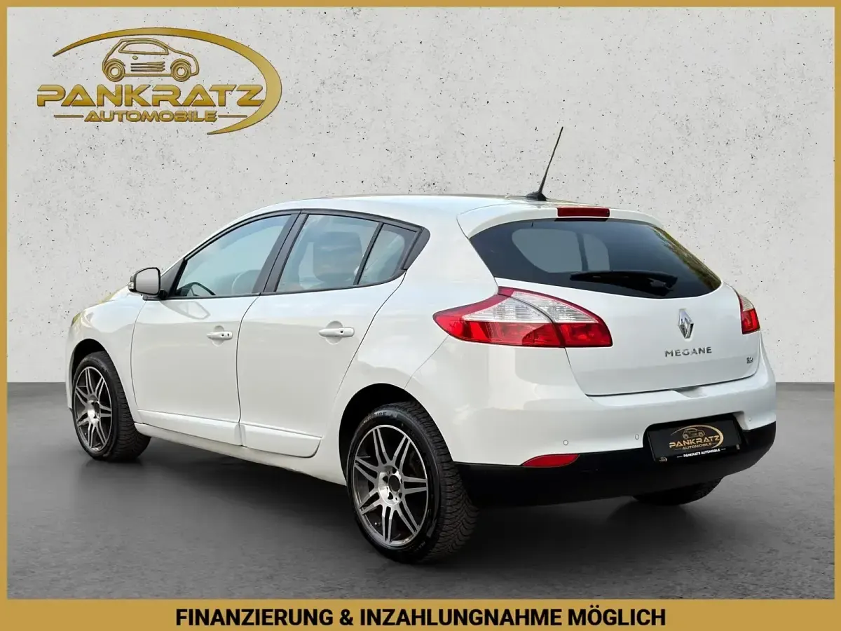 Gebraucht Renault Mégane Initiale Paris 116 PS (85 kW) 2014 Weiß Kleinwagen