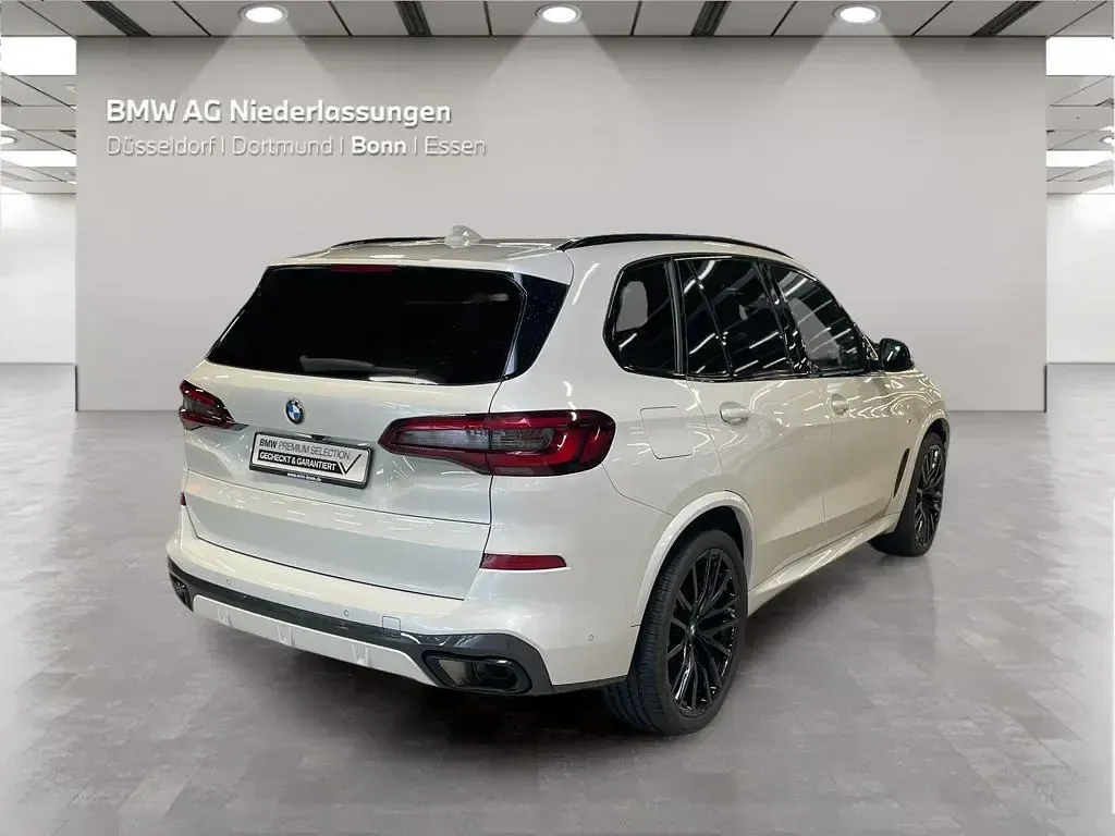 Gebraucht BMW X5 M Sport 286 PS (210 kW) 2022 Weiß SUV